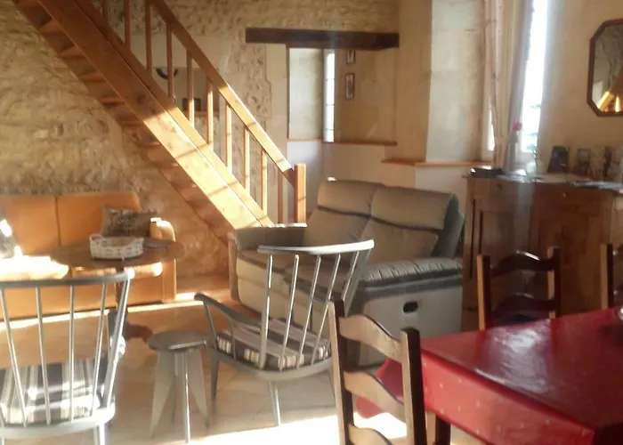 Logis De Bois Roche * Saint-Bonnet-sur-Gironde