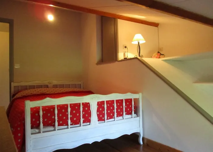 Logis De Bois Roche Holiday home Saint-Bonnet-sur-Gironde